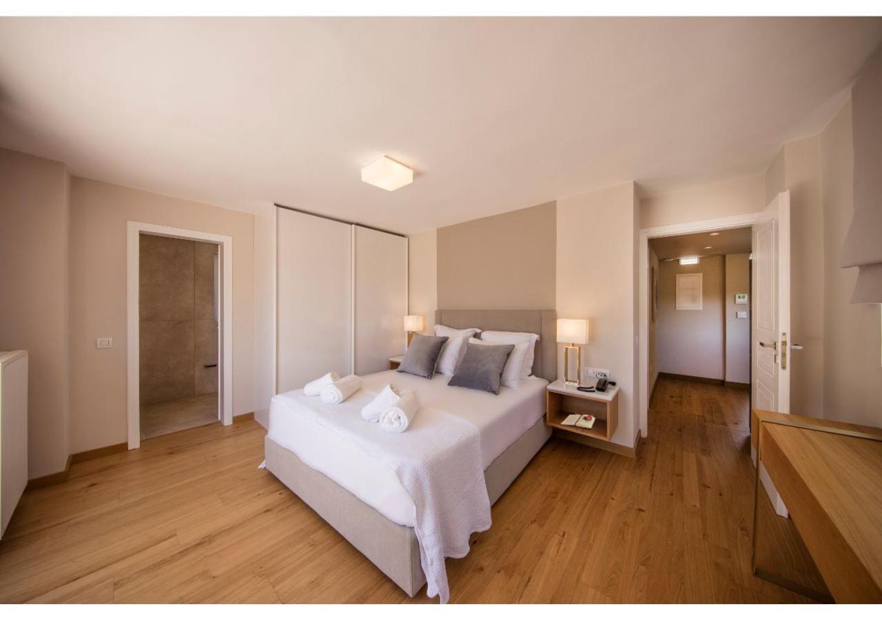 Blue Note Resort & Club Athene Buitenkant foto
